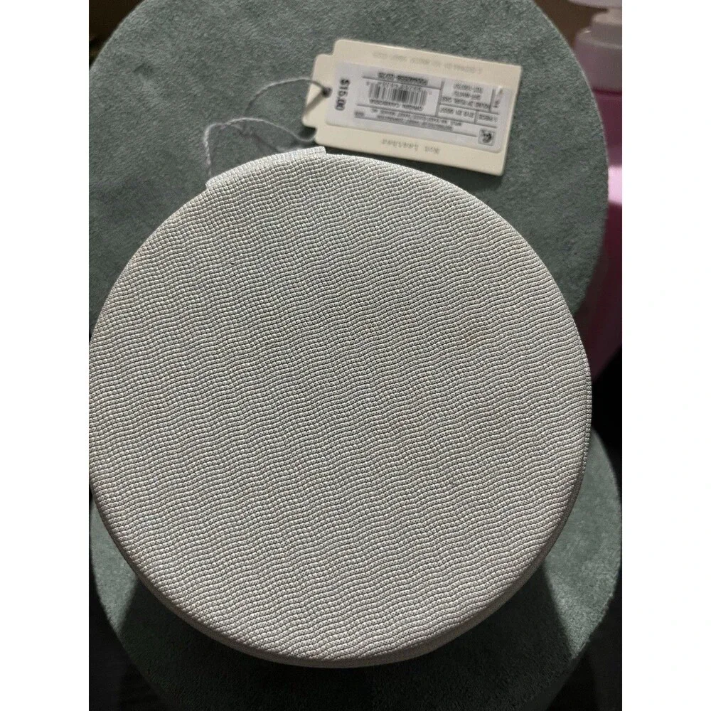 A New Day Round White Zip-Around Travel Jewelry Case, Heart, pearls